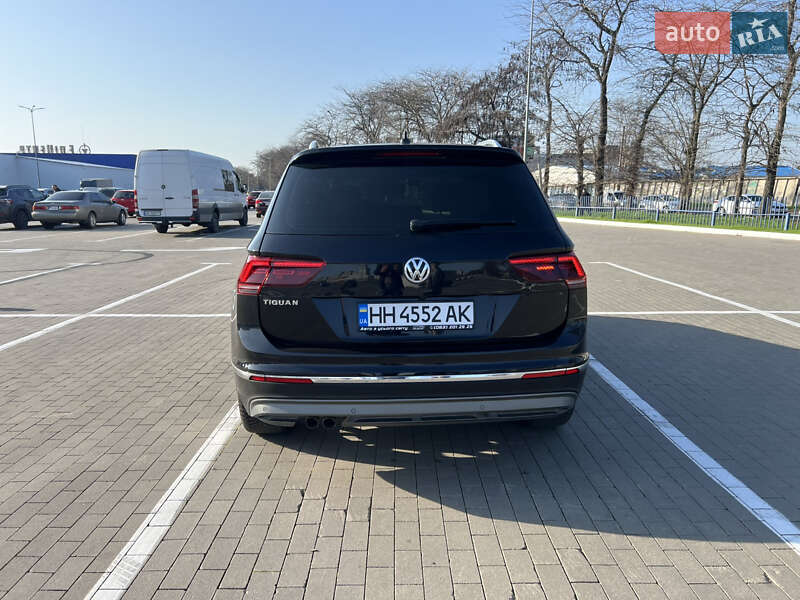 Внедорожник / Кроссовер Volkswagen Tiguan 2019 в Одессе