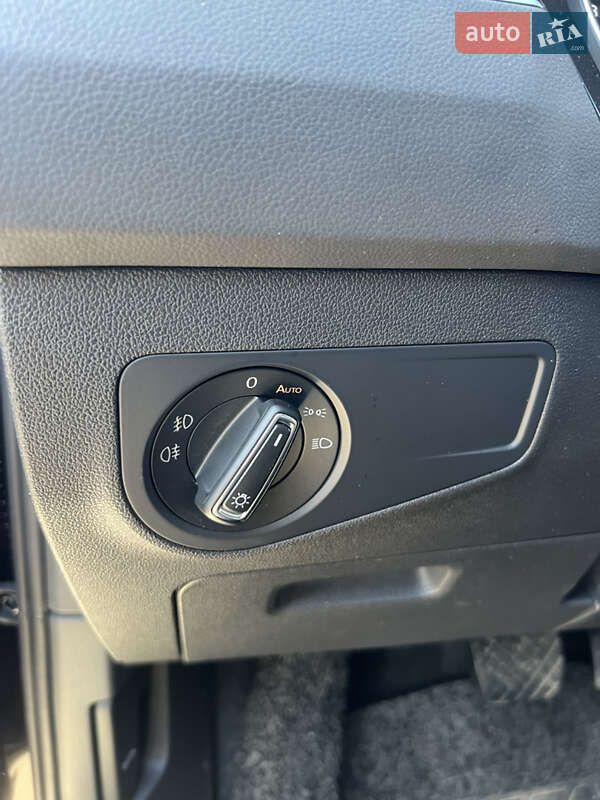 Внедорожник / Кроссовер Volkswagen Tiguan 2019 в Одессе