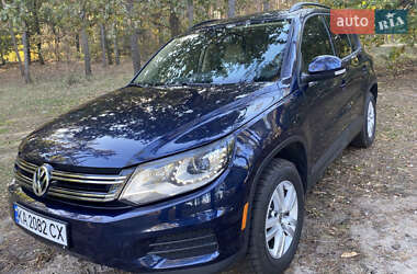 Позашляховик / Кросовер Volkswagen Tiguan 2015 в Києві