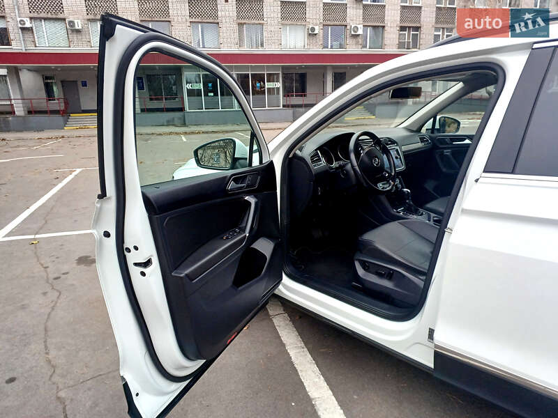 Внедорожник / Кроссовер Volkswagen Tiguan 2018 в Горишних Плавнях