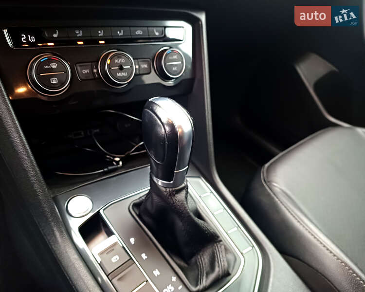 Внедорожник / Кроссовер Volkswagen Tiguan 2018 в Горишних Плавнях