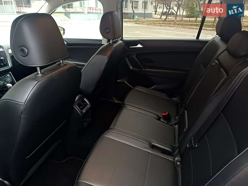 Внедорожник / Кроссовер Volkswagen Tiguan 2018 в Горишних Плавнях