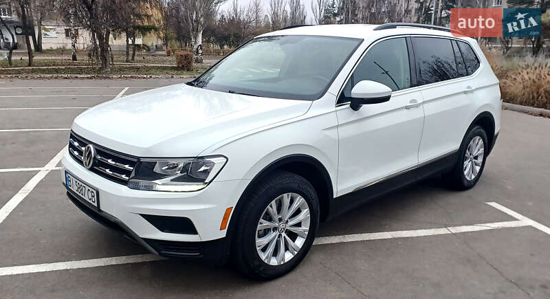 Внедорожник / Кроссовер Volkswagen Tiguan 2018 в Горишних Плавнях