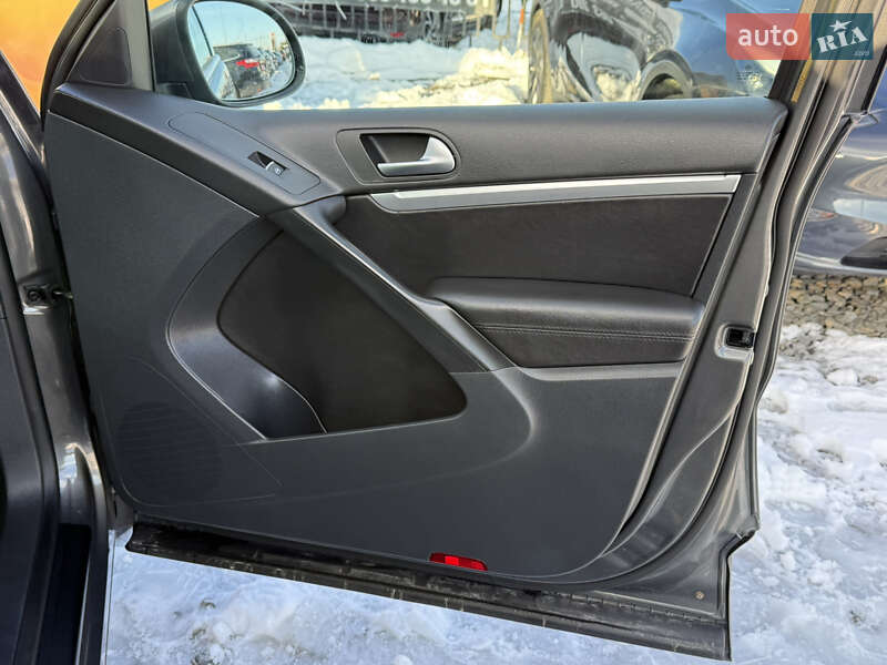Внедорожник / Кроссовер Volkswagen Tiguan 2012 в Стрые