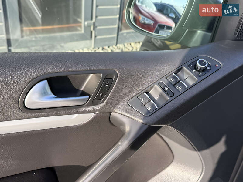 Внедорожник / Кроссовер Volkswagen Tiguan 2012 в Стрые