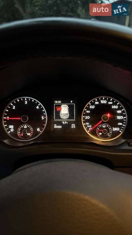 Внедорожник / Кроссовер Volkswagen Tiguan 2015 в Киеве