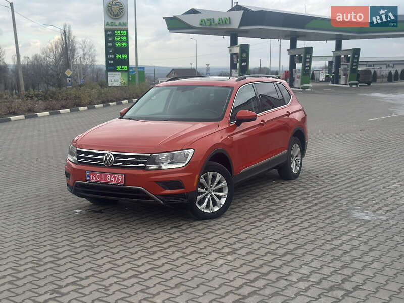 Внедорожник / Кроссовер Volkswagen Tiguan 2017 в Хмельницком фото 2 Внедорожник / Кроссовер Volkswagen Tiguan 2017 в Хмельницком
