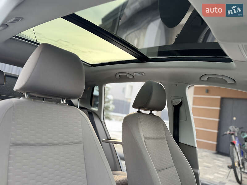 Внедорожник / Кроссовер Volkswagen Tiguan 2010 в Львове