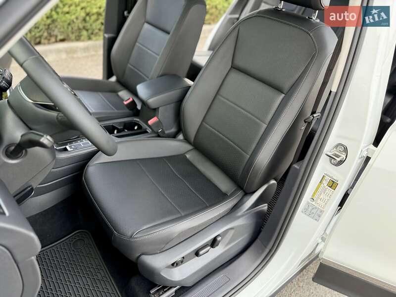 Внедорожник / Кроссовер Volkswagen Tiguan 2021 в Днепре