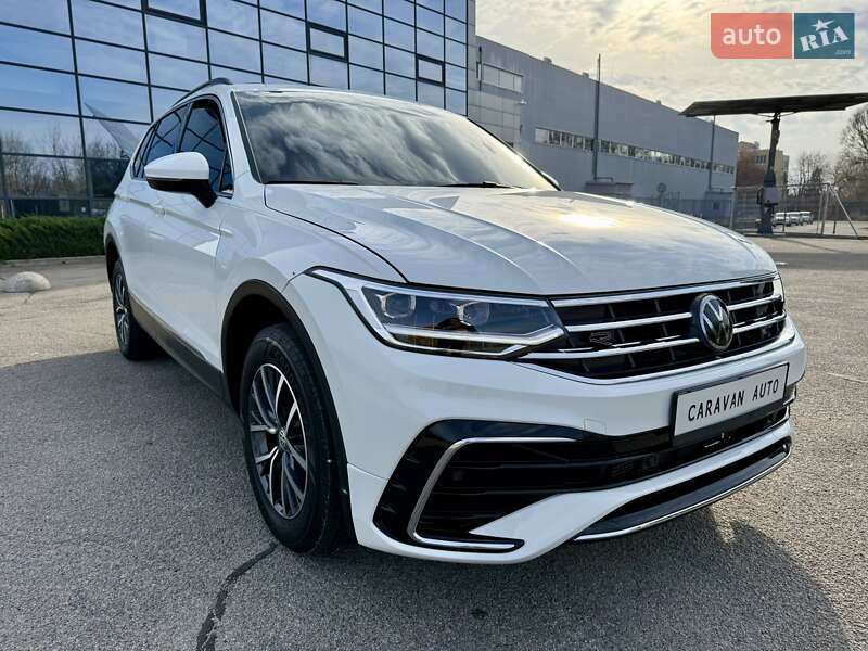 Внедорожник / Кроссовер Volkswagen Tiguan 2021 в Днепре