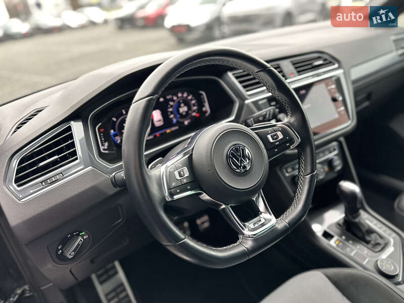 Внедорожник / Кроссовер Volkswagen Tiguan 2020 в Днепре
