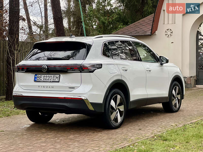 Внедорожник / Кроссовер Volkswagen Tiguan 2024 в Киеве