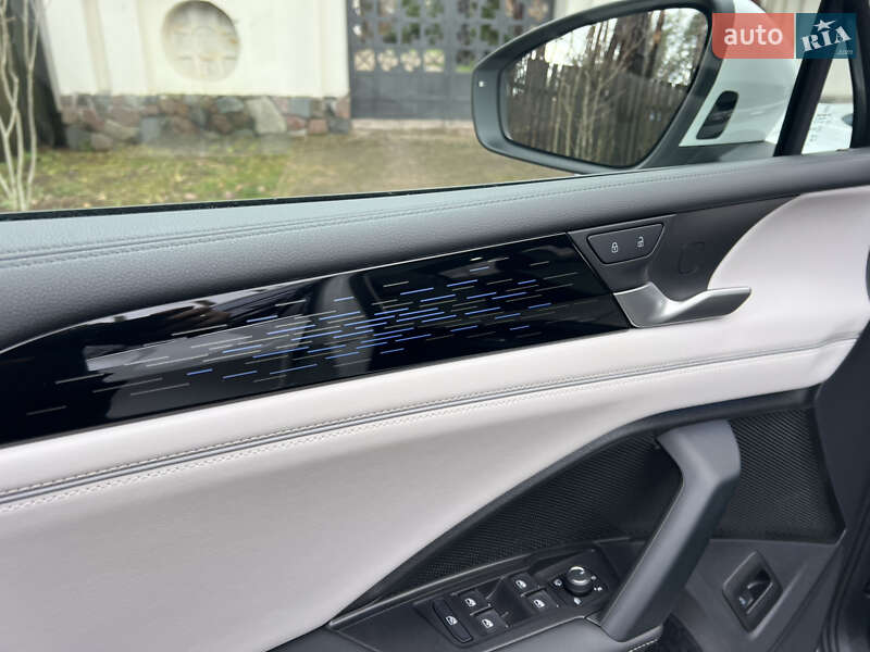 Внедорожник / Кроссовер Volkswagen Tiguan 2024 в Киеве