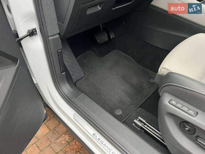 Внедорожник / Кроссовер Volkswagen Tiguan 2024 в Киеве