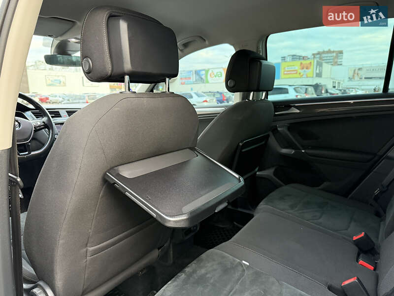 Внедорожник / Кроссовер Volkswagen Tiguan 2016 в Житомире