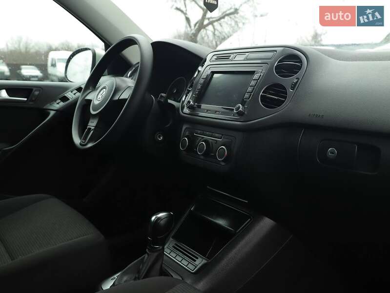 Внедорожник / Кроссовер Volkswagen Tiguan 2012 в Кременце