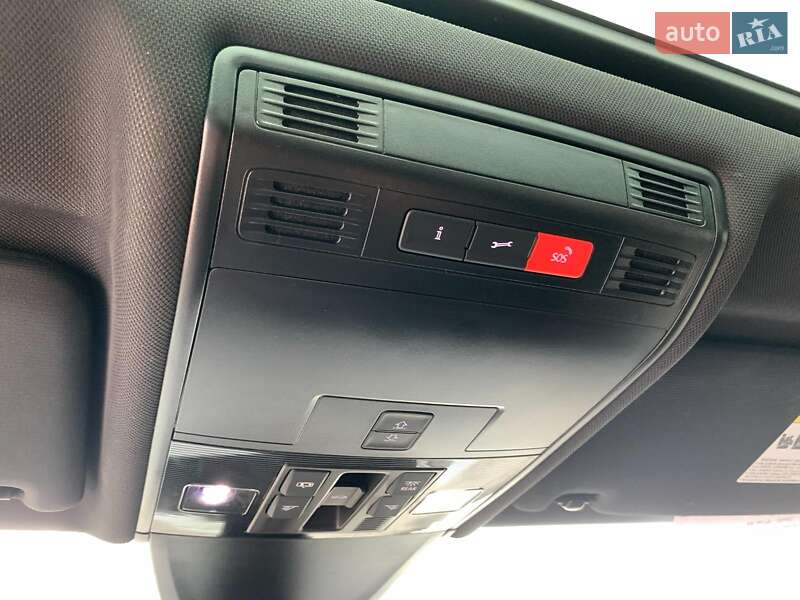 Внедорожник / Кроссовер Volkswagen Tiguan 2023 в Виннице