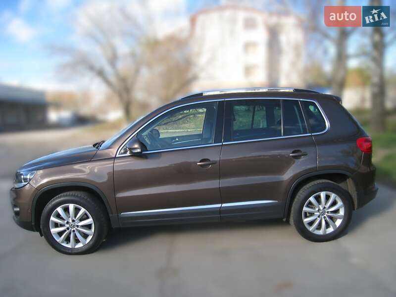 Внедорожник / Кроссовер Volkswagen Tiguan 2012 в Херсоне фото 2 Внедорожник / Кроссовер Volkswagen Tiguan 2012 в Херсоне