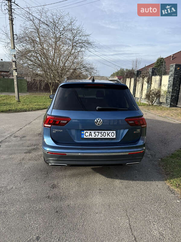 Позашляховик / Кросовер Volkswagen Tiguan 2017 в Василькові