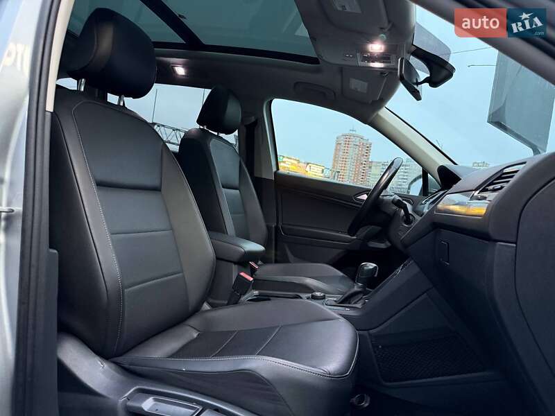 Внедорожник / Кроссовер Volkswagen Tiguan 2019 в Киеве фото 12 Внедорожник / Кроссовер Volkswagen Tiguan 2019 в Киеве
