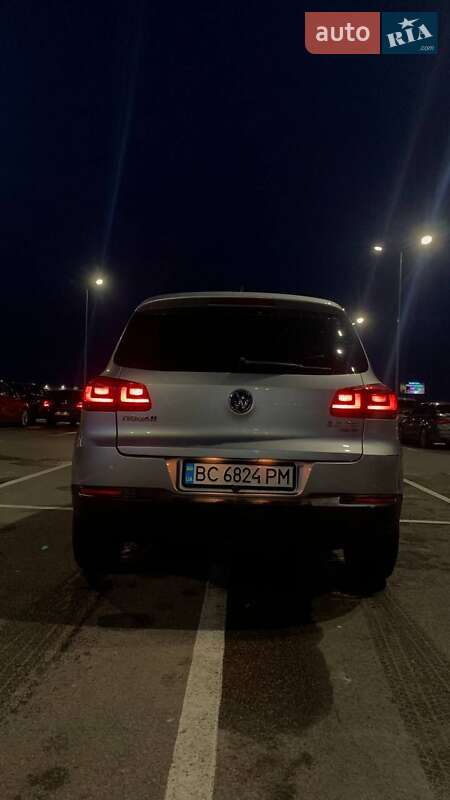 Внедорожник / Кроссовер Volkswagen Tiguan 2012 в Львове