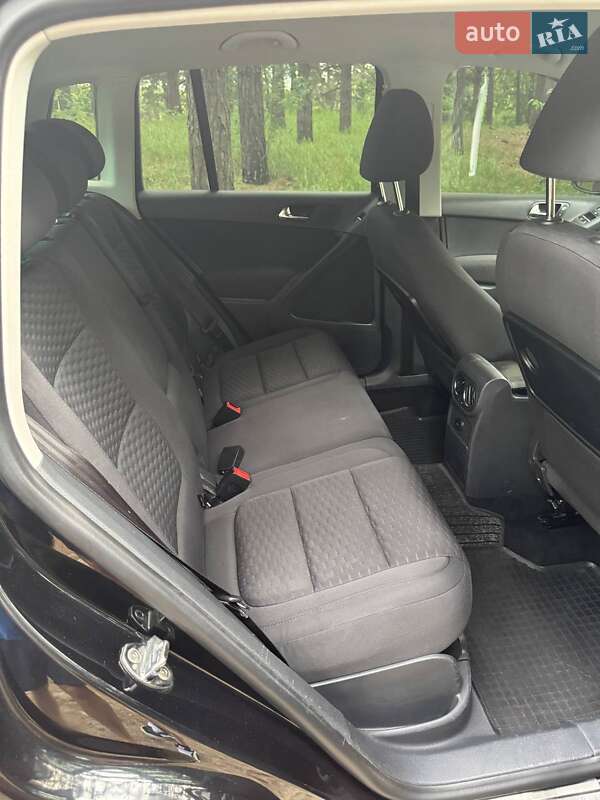 Внедорожник / Кроссовер Volkswagen Tiguan 2010 в Броварах