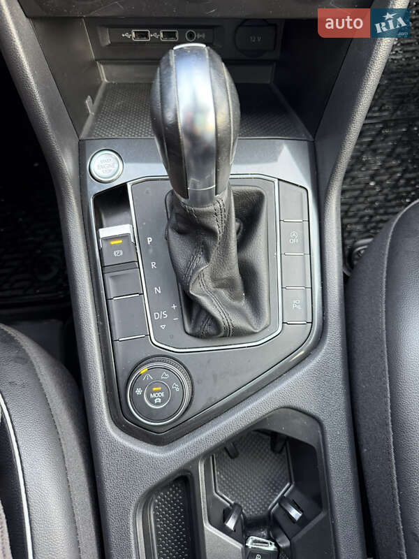 Внедорожник / Кроссовер Volkswagen Tiguan 2018 в Киеве