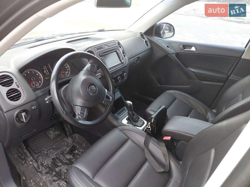 Внедорожник / Кроссовер Volkswagen Tiguan 2012 в Львове