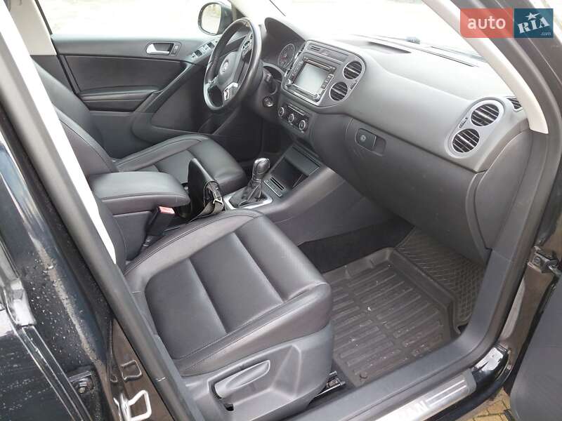 Внедорожник / Кроссовер Volkswagen Tiguan 2012 в Львове
