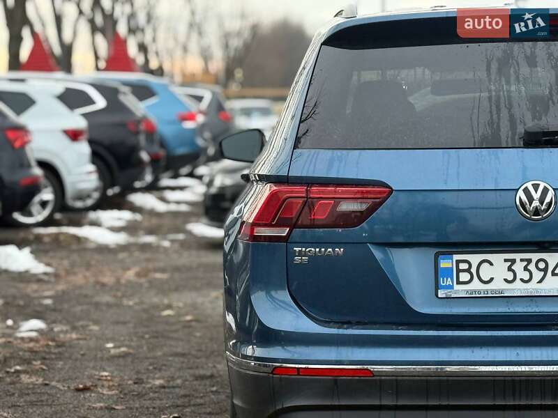 Внедорожник / Кроссовер Volkswagen Tiguan 2018 в Львове