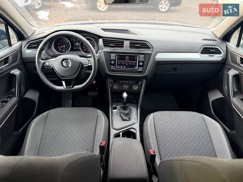 Внедорожник / Кроссовер Volkswagen Tiguan 2018 в Львове