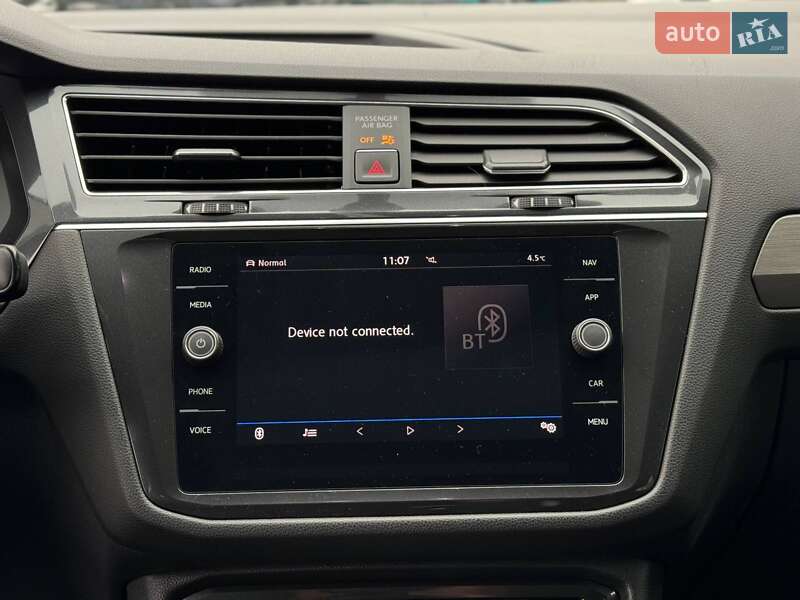 Внедорожник / Кроссовер Volkswagen Tiguan 2017 в Ровно