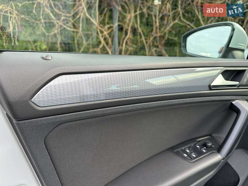 Внедорожник / Кроссовер Volkswagen Tiguan 2022 в Стрые