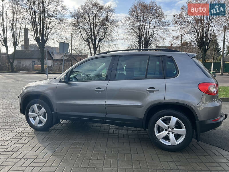 Внедорожник / Кроссовер Volkswagen Tiguan 2008 в Житомире