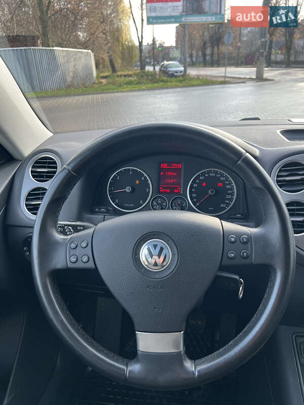 Внедорожник / Кроссовер Volkswagen Tiguan 2008 в Житомире