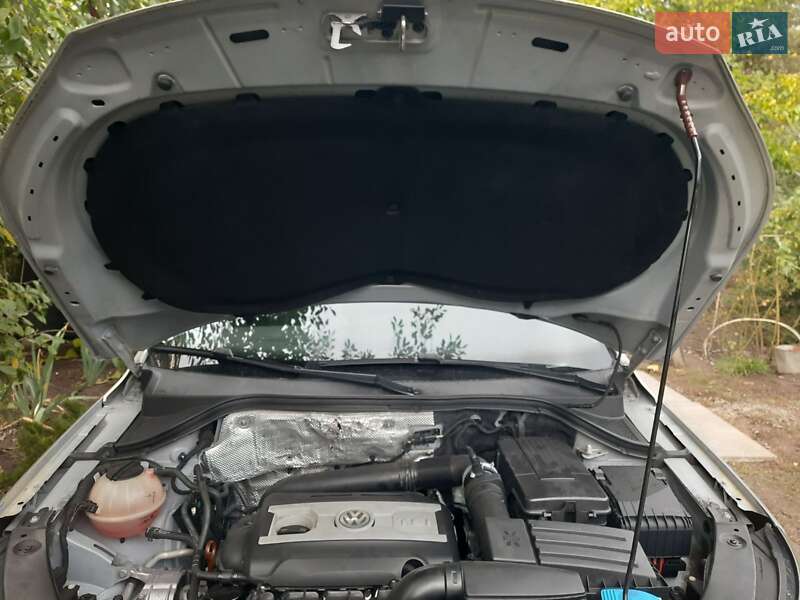 Внедорожник / Кроссовер Volkswagen Tiguan 2012 в Буче фото 19 Внедорожник / Кроссовер Volkswagen Tiguan 2012 в Буче