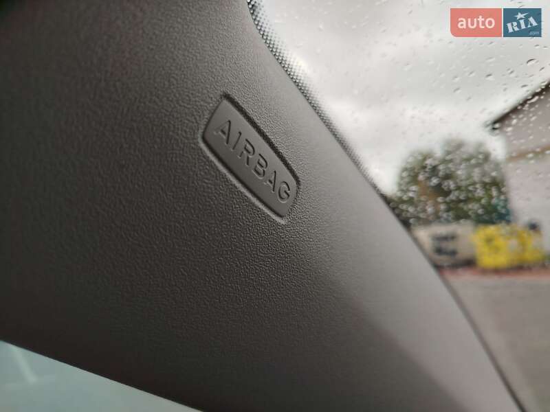 Внедорожник / Кроссовер Volkswagen Tiguan 2016 в Киеве