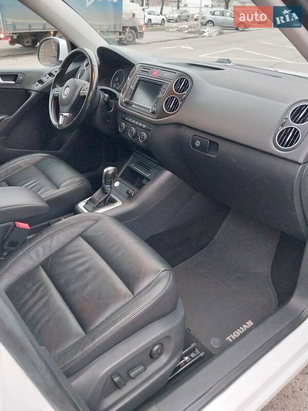 Внедорожник / Кроссовер Volkswagen Tiguan 2016 в Львове фото 11 Внедорожник / Кроссовер Volkswagen Tiguan 2016 в Львове