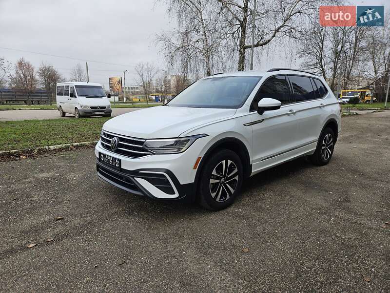 Внедорожник / Кроссовер Volkswagen Tiguan 2022 в Кропивницком