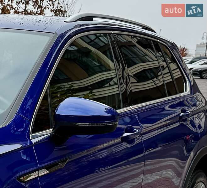 Позашляховик / Кросовер Volkswagen Tiguan 2021 в Києві