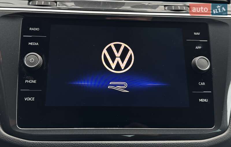 Позашляховик / Кросовер Volkswagen Tiguan 2021 в Києві