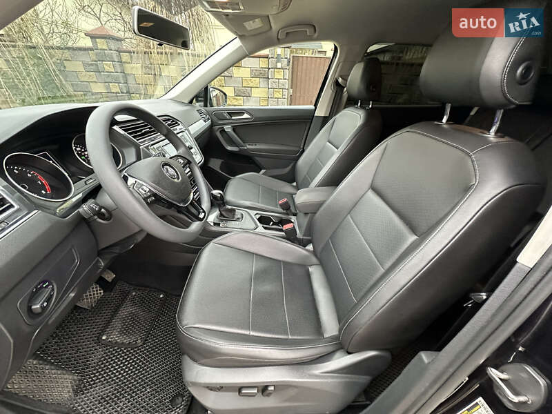 Внедорожник / Кроссовер Volkswagen Tiguan 2020 в Киеве