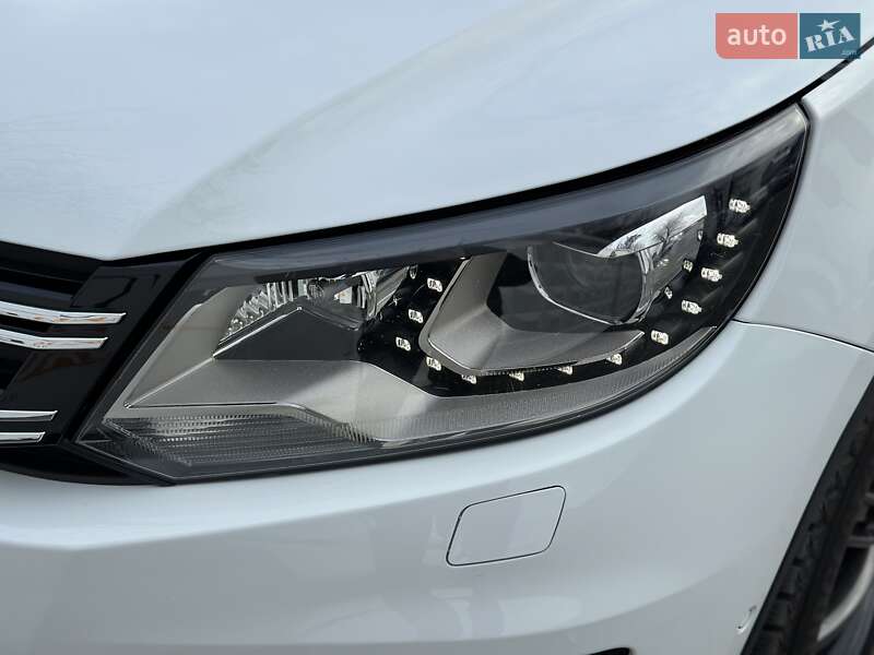Внедорожник / Кроссовер Volkswagen Tiguan 2014 в Киеве