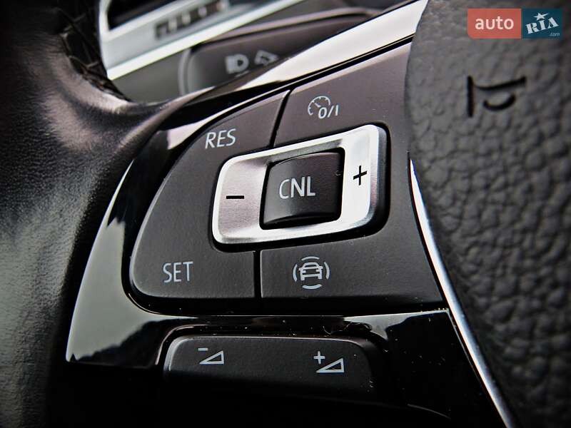 Внедорожник / Кроссовер Volkswagen Tiguan 2018 в Черкассах