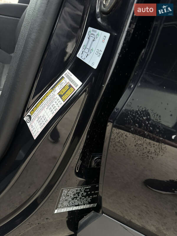 Внедорожник / Кроссовер Volkswagen Tiguan 2017 в Рогатине