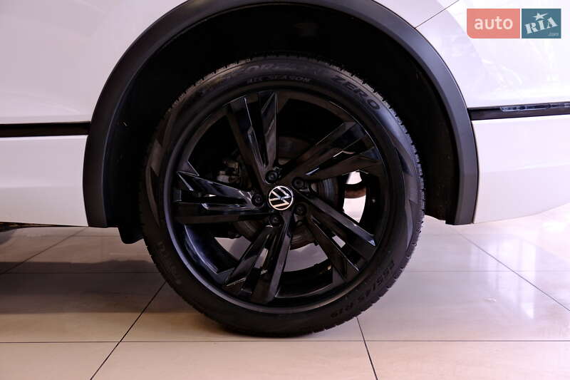 Внедорожник / Кроссовер Volkswagen Tiguan 2023 в Одессе