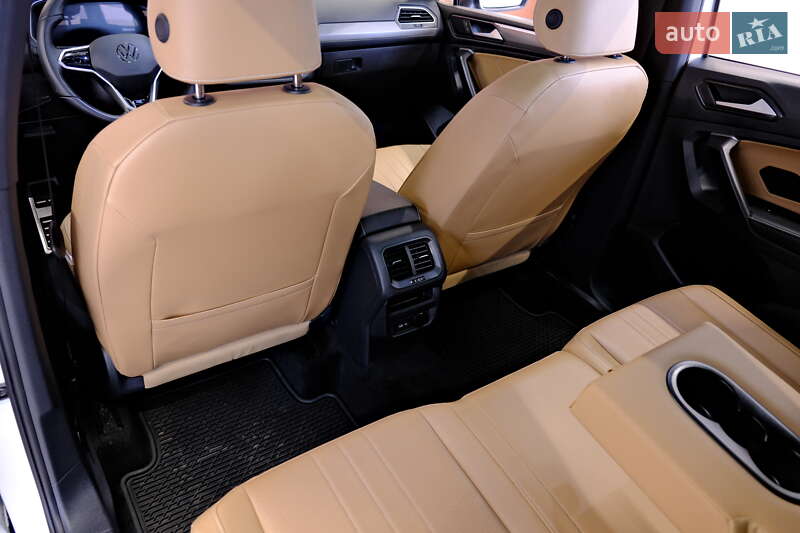 Внедорожник / Кроссовер Volkswagen Tiguan 2023 в Одессе