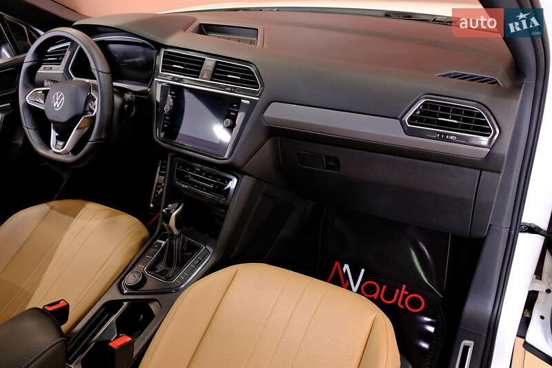 Внедорожник / Кроссовер Volkswagen Tiguan 2023 в Одессе