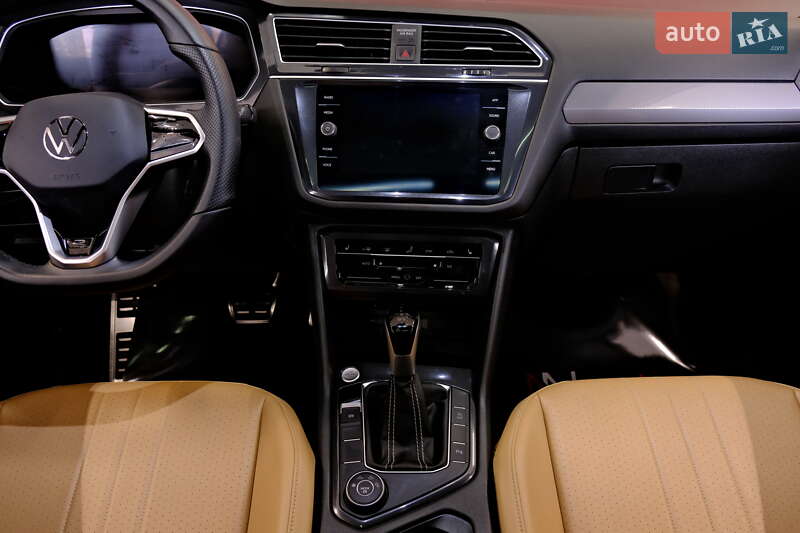 Внедорожник / Кроссовер Volkswagen Tiguan 2023 в Одессе