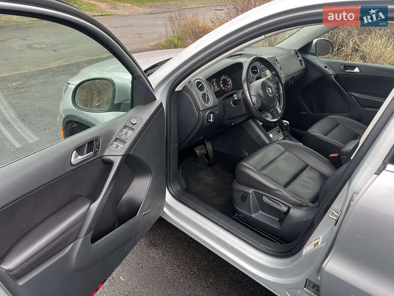 Внедорожник / Кроссовер Volkswagen Tiguan 2013 в Киеве